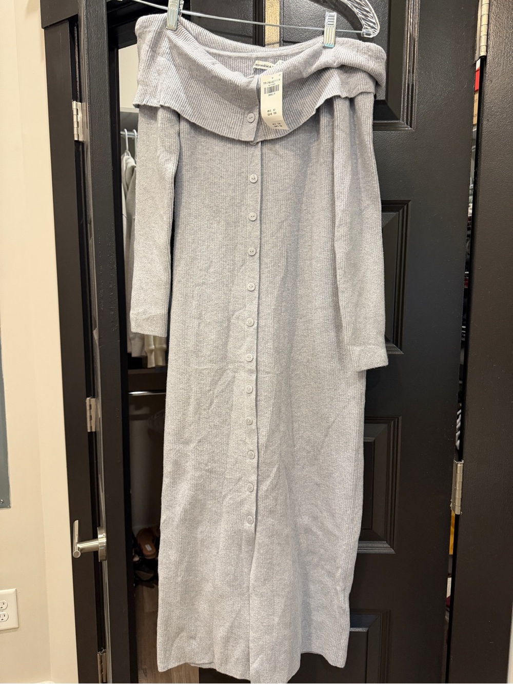 Abercrombie & Fitch Light Gray Button-Front Knit Off Shoulder Maxi Dress
